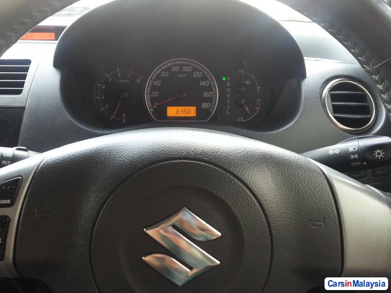 Suzuki Swift Automatic 2009 - image 5