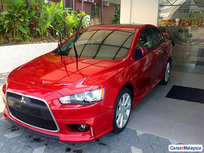 Mitsubishi Lancer Automatic - image 6