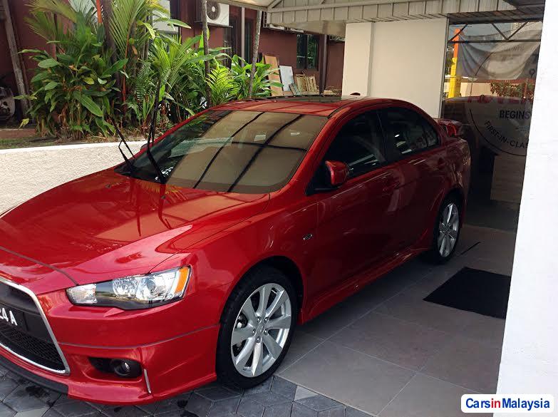 Mitsubishi Lancer Automatic - image 9