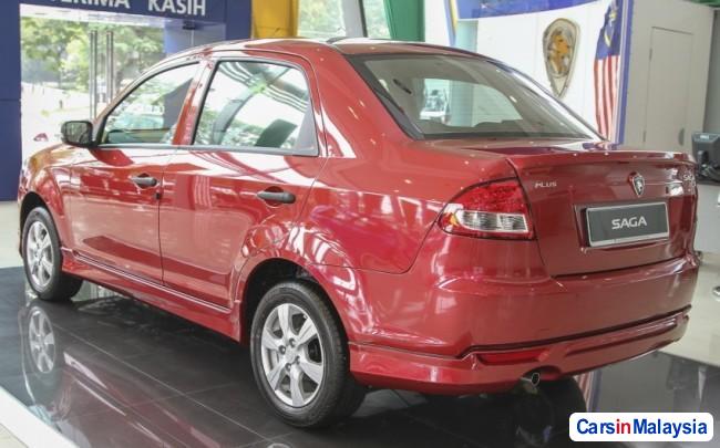 Proton Saga Automatic - image 3