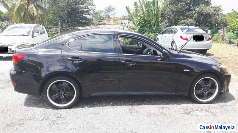 Lexus LS Automatic 2011