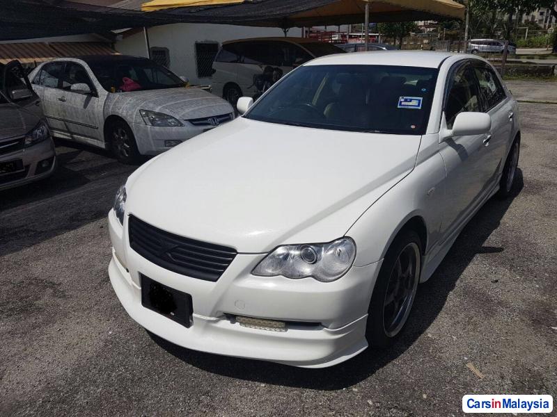 Toyota Mark X Automatic - image 2