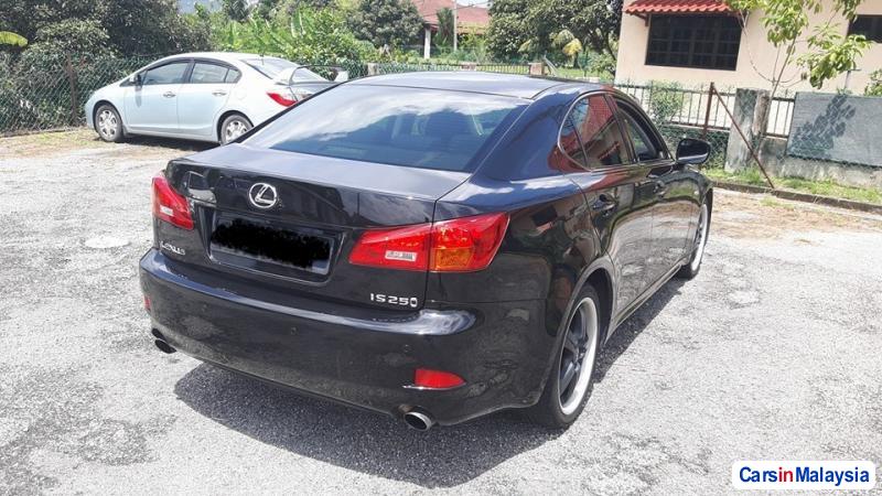 Lexus LS Automatic 2011 in Kuala Lumpur