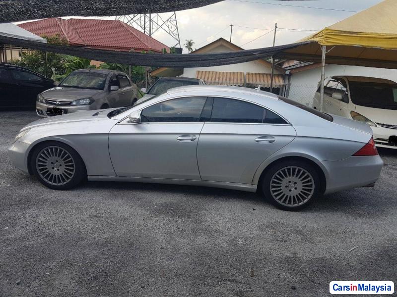 Mercedes Benz CLS350 Automatic 2014 in Kuala Lumpur