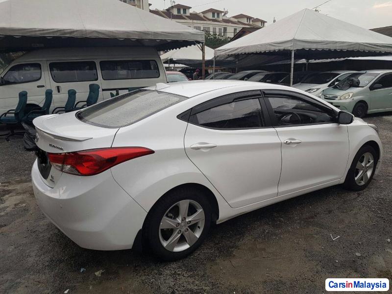 Picture of Hyundai Elantra Automatic in Malaysia