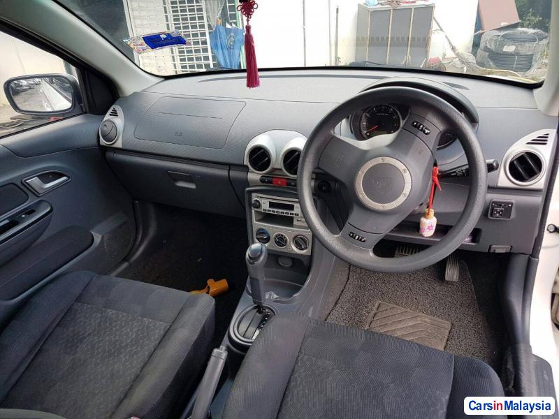 Proton Saga Automatic - image 6