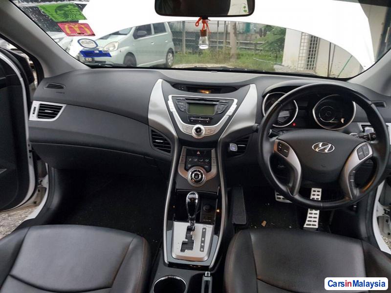 Hyundai Elantra Automatic in Kuala Lumpur - image