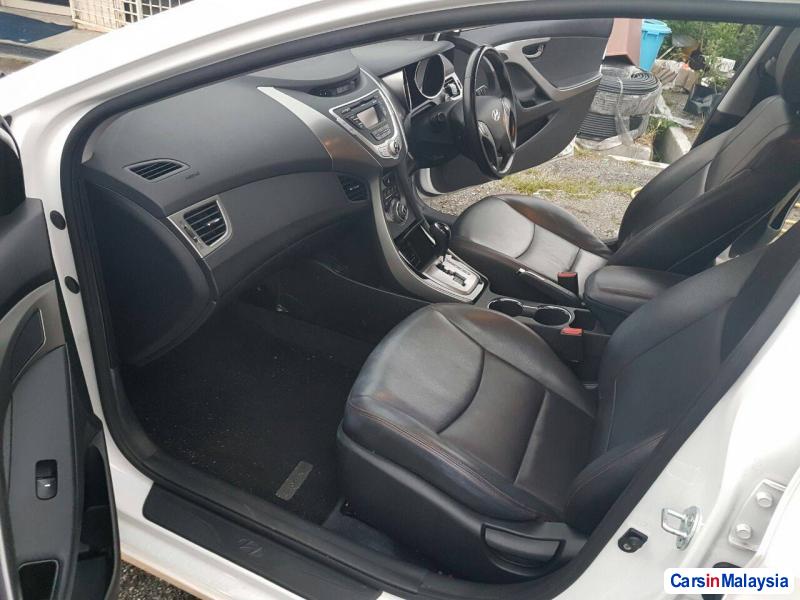 Hyundai Elantra Automatic in Malaysia - image