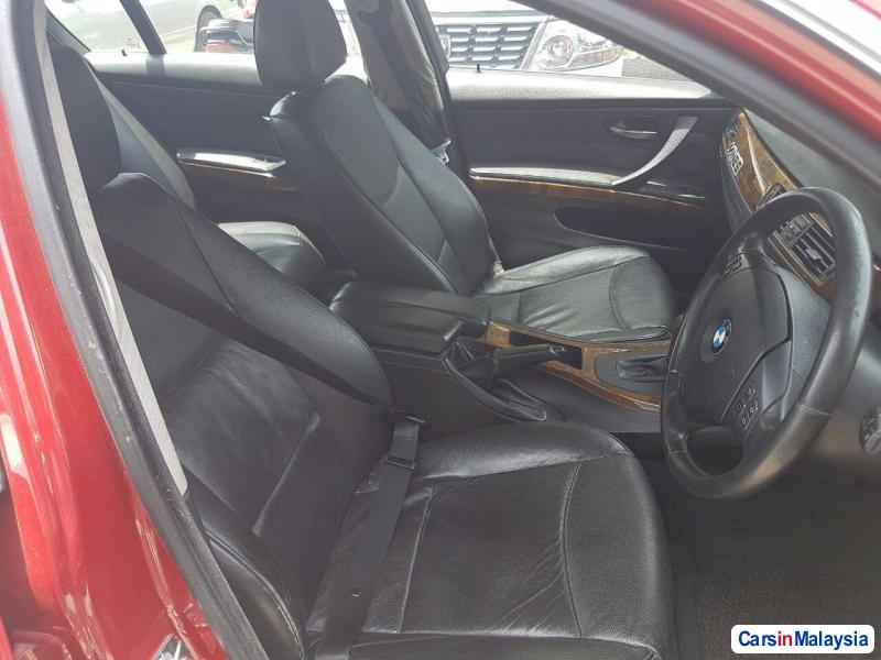 BMW 3 Series Automatic 2011 in Malaysia - image