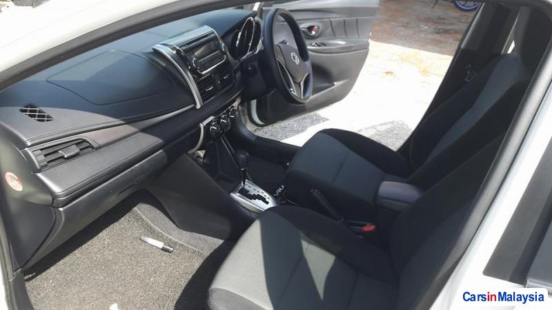 Toyota Vios Automatic - image 9