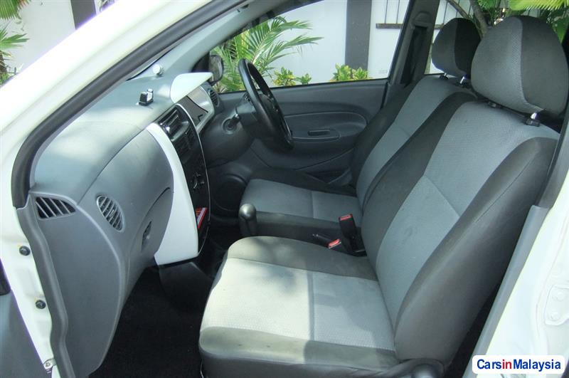 Perodua Viva Automatic 2011 in Kuala Lumpur