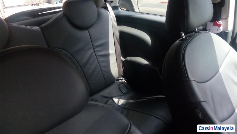 MINI Cooper 2002 in Malaysia