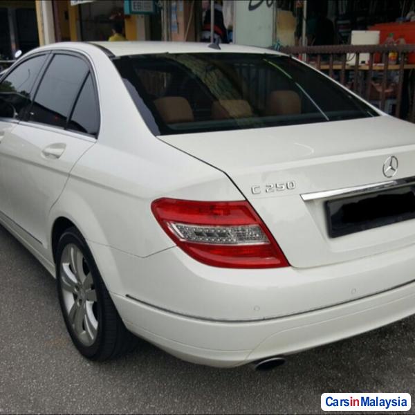 Mercedes Benz C-Class Automatic 2008 - image 3