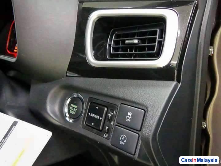 Perodua Bezza Automatic - image 4