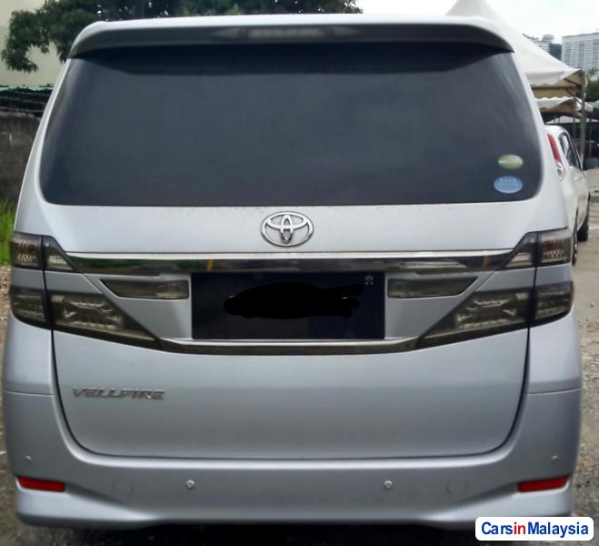 Toyota Vellfire 2016 in Malaysia