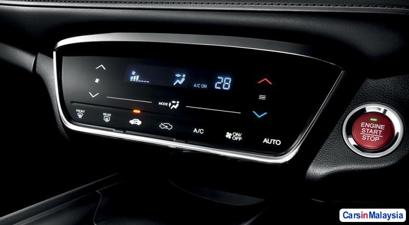 Honda HR-V Automatic 2016 in Kuala Lumpur - image