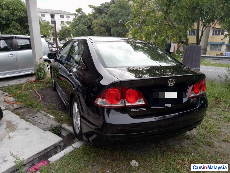 Honda Civic Automatic 2006 - image 2