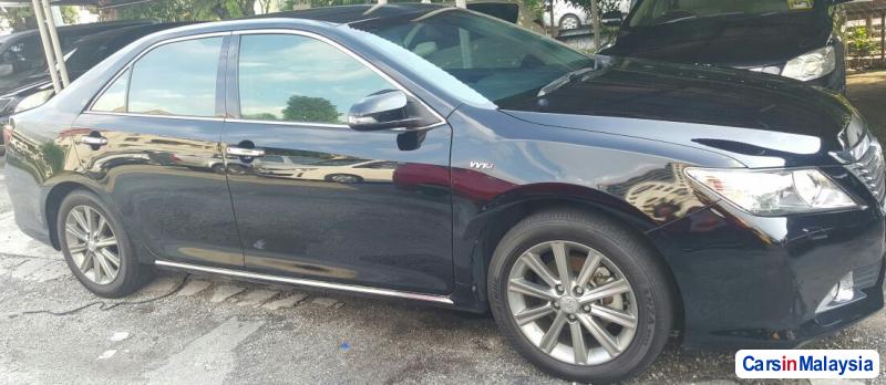 Toyota Camry Automatic 2014 - image 3