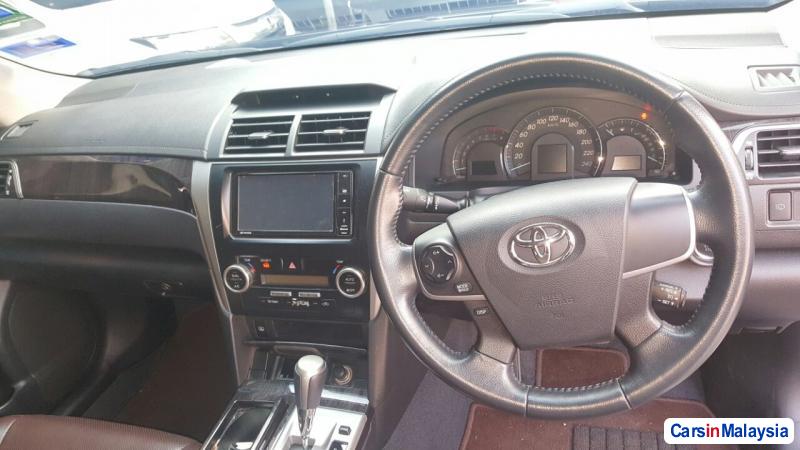 Toyota Camry Automatic 2014 - image 5