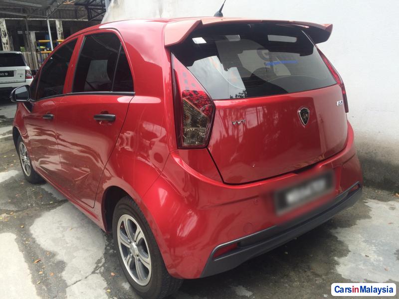 Proton Iriz Automatic 2015