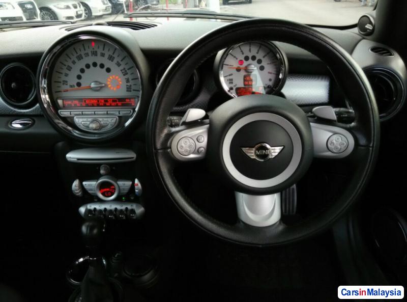 MINI Cooper S Automatic 2010 - image 10