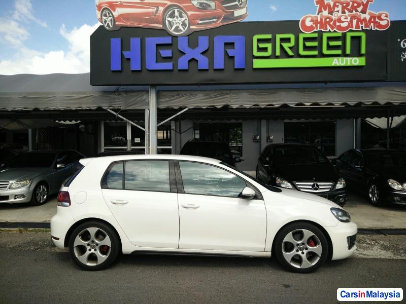 Volkswagen Golf Automatic 2010 - image 3