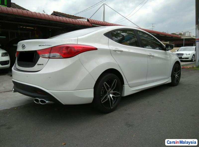 Hyundai Elantra Automatic 2012 in Malaysia