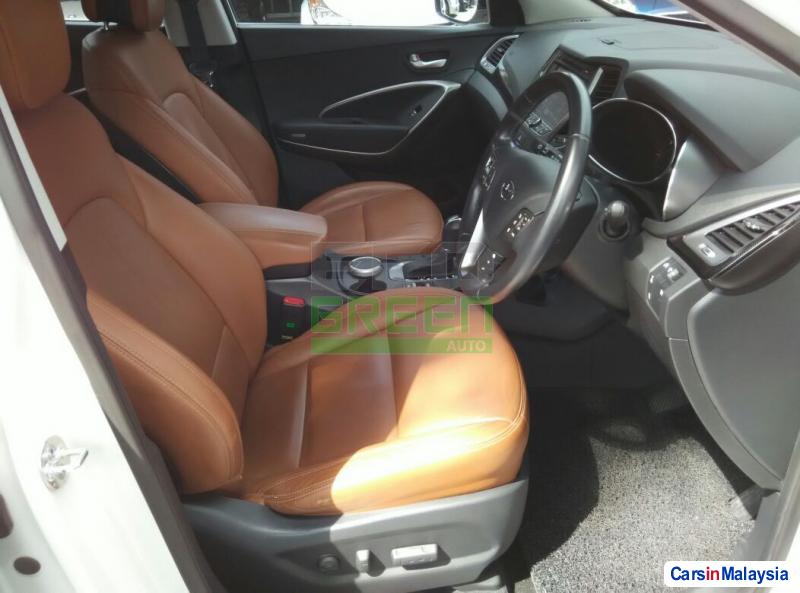 Hyundai Santa Fe Automatic 2014 in Malaysia - image