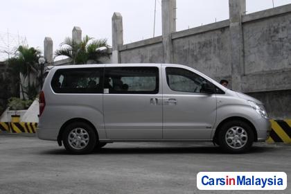Pictures of Hyundai Starex Automatic 2010
