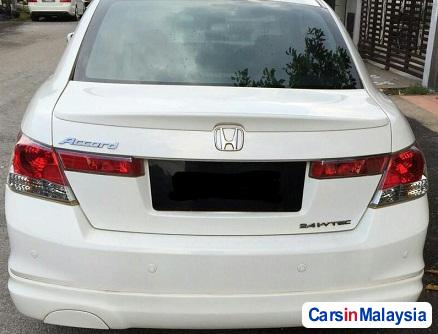 Honda Accord 2.4-LITER LUXURY SEDAN Automatic 2010