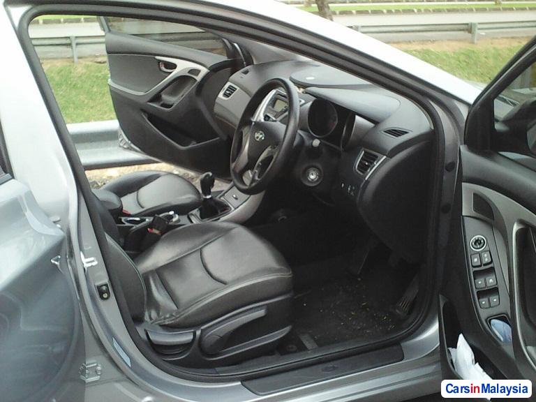 Hyundai Elantra Automatic 2014 in Selangor