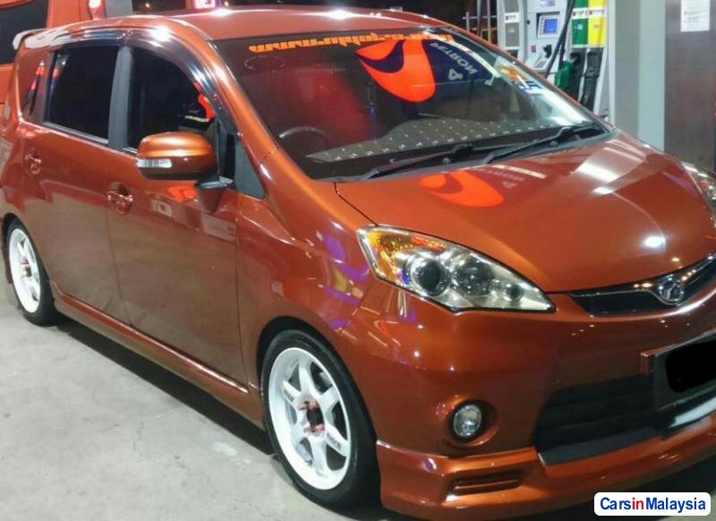 Perodua Alza Automatic 2013 in Selangor