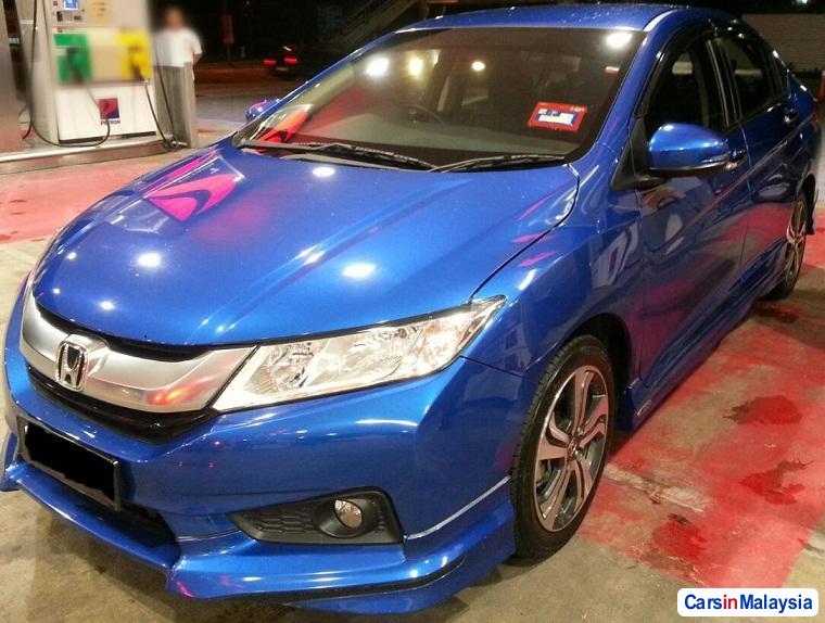 Honda City 1.5-LITER ECONOMY SEDAN Automatic 2015 in Selangor