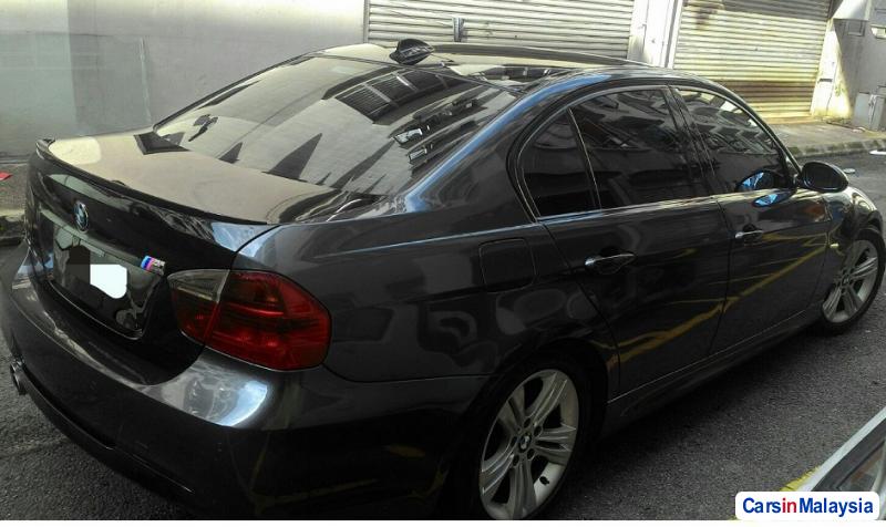 BMW 3 Series 2.5-LITER LUXURY SEDAN Automatic 2011 in Selangor
