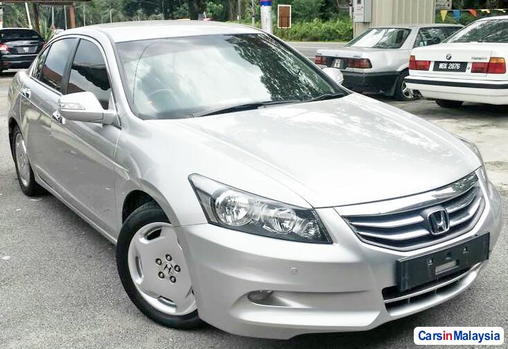 Honda Accord 2.0-LITER LUXURY SEDAN Automatic 2010 in Selangor
