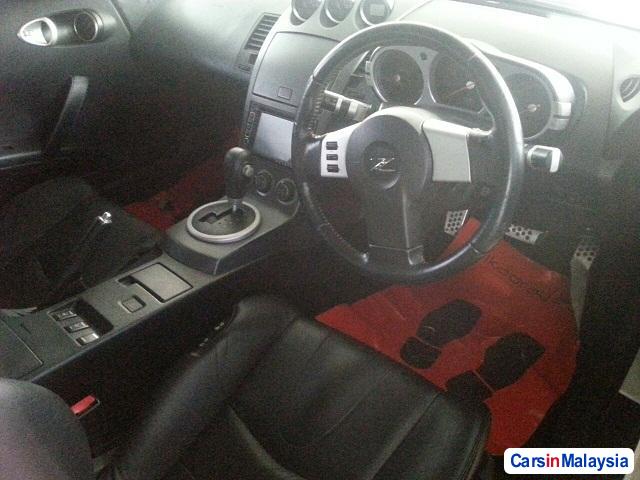 Nissan Fairlady Automatic 2010 - image 4