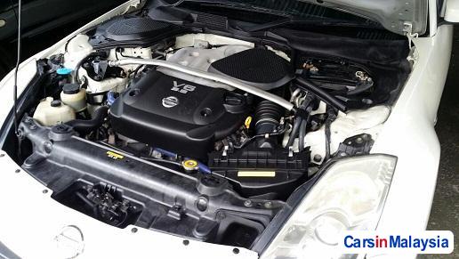 Nissan Fairlady Automatic 2010 - image 5