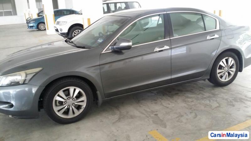 Picture of Honda Accord 2.0-LITER LUXURY SEDAN Automatic 2010 in Selangor