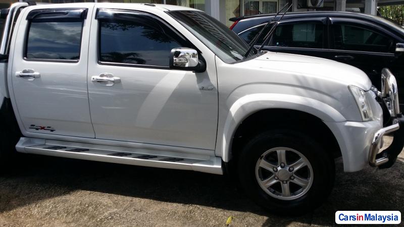 Picture of Isuzu D-Max Manual 2012 in Selangor