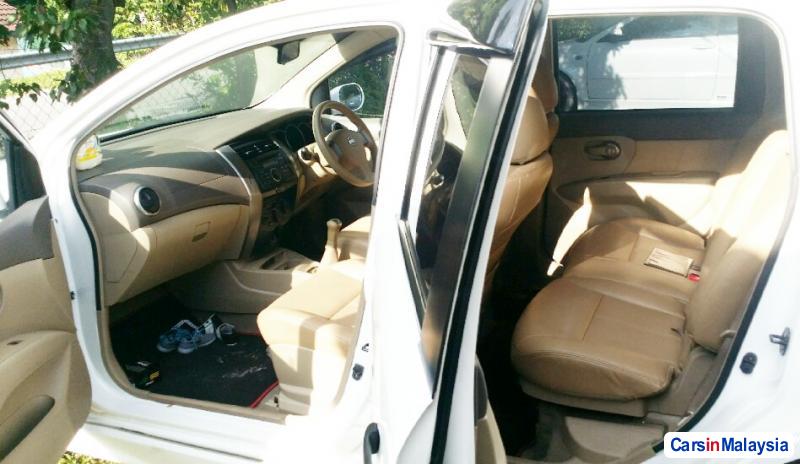 Picture of Nissan Grand Livina Manual 2010 in Selangor