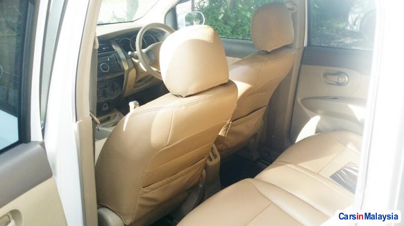 Picture of Nissan Grand Livina Manual 2010 in Malaysia