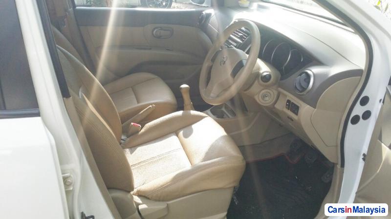 Nissan Grand Livina Manual 2010 in Selangor - image