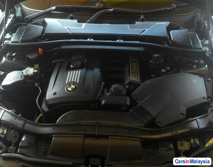 BMW 3 Series 2.5-LITER LUXURY SEDAN Automatic 2011 in Malaysia - image