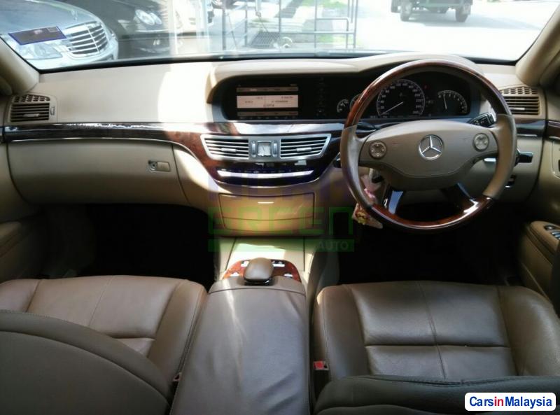 Mercedes Benz S300 Automatic 2007 - image 10