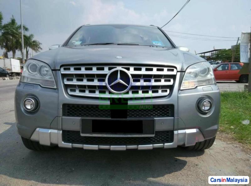 Mercedes Benz 350SL Automatic 2009