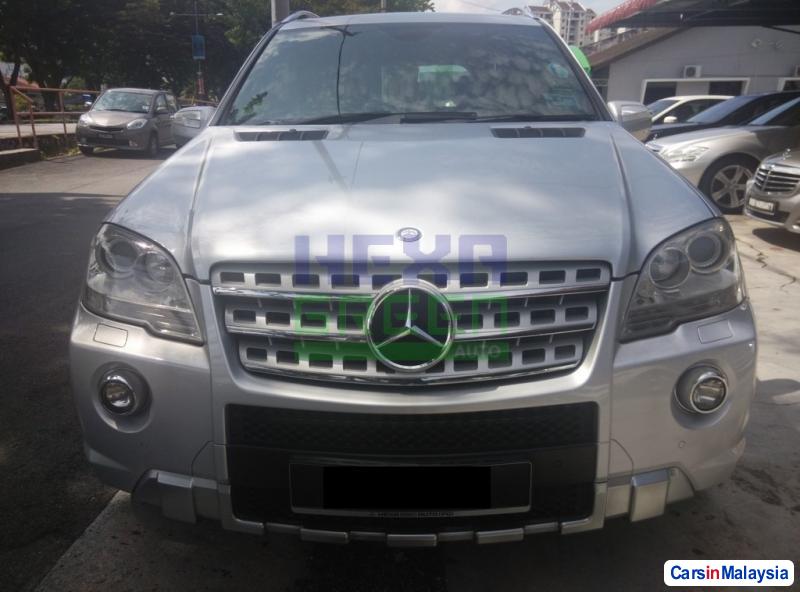 Mercedes Benz 350SL Automatic 2009 - image 2