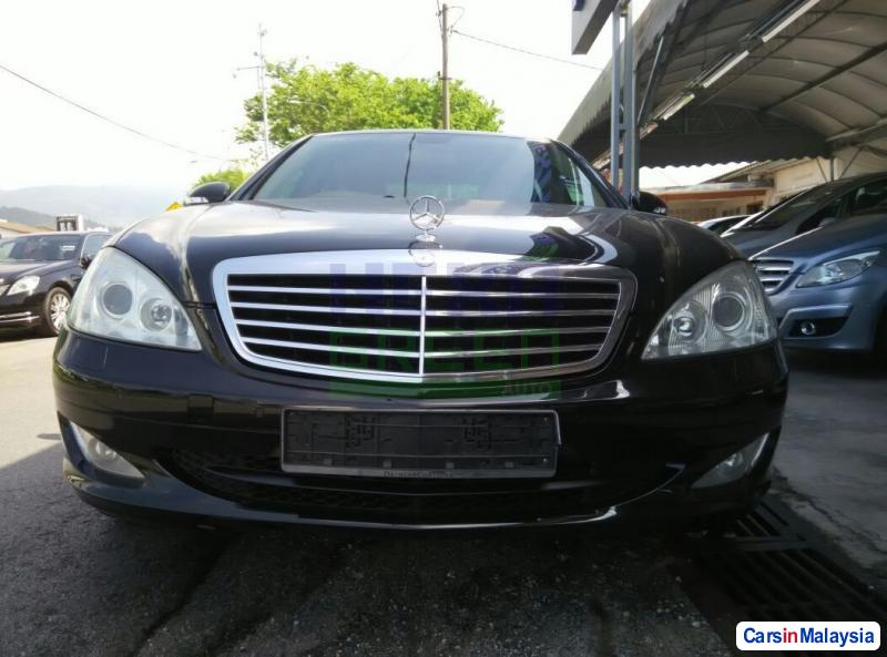 Mercedes Benz S300 Automatic 2007 - image 2