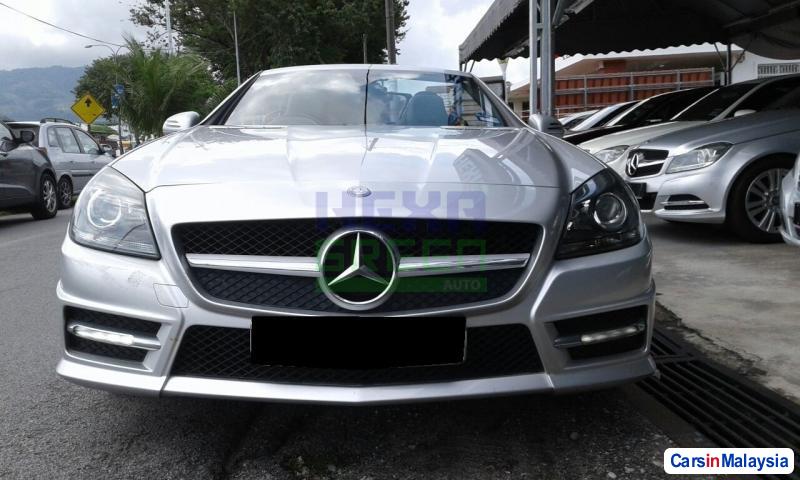 Mercedes Benz SLK200 Automatic 2012 - image 2