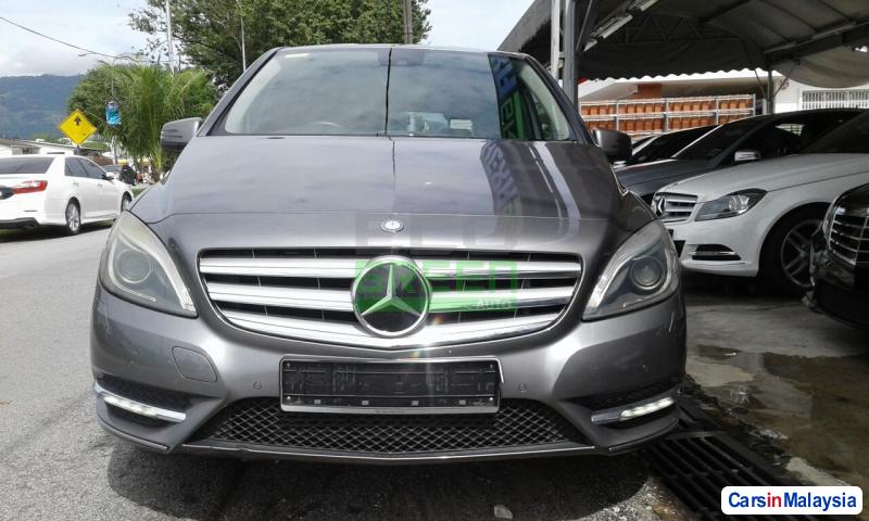 Mercedes Benz B200 Automatic 2013