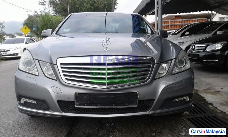 Mercedes Benz E200 CGI Automatic 2010